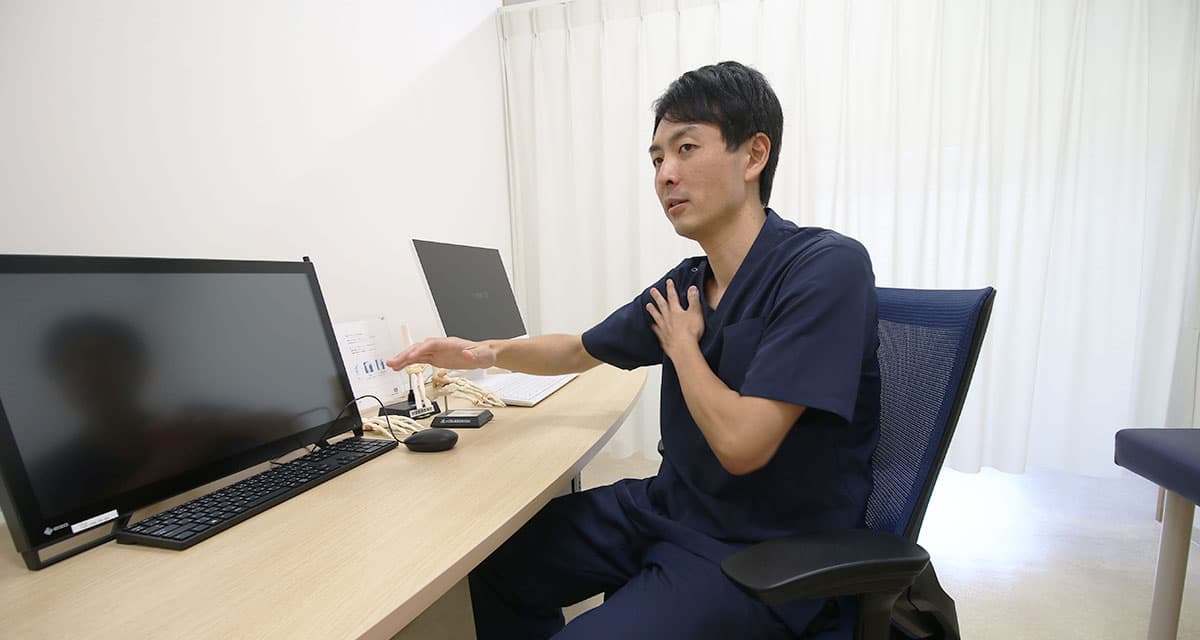 キービジュアルイメージ 院長 河崎 敏弘